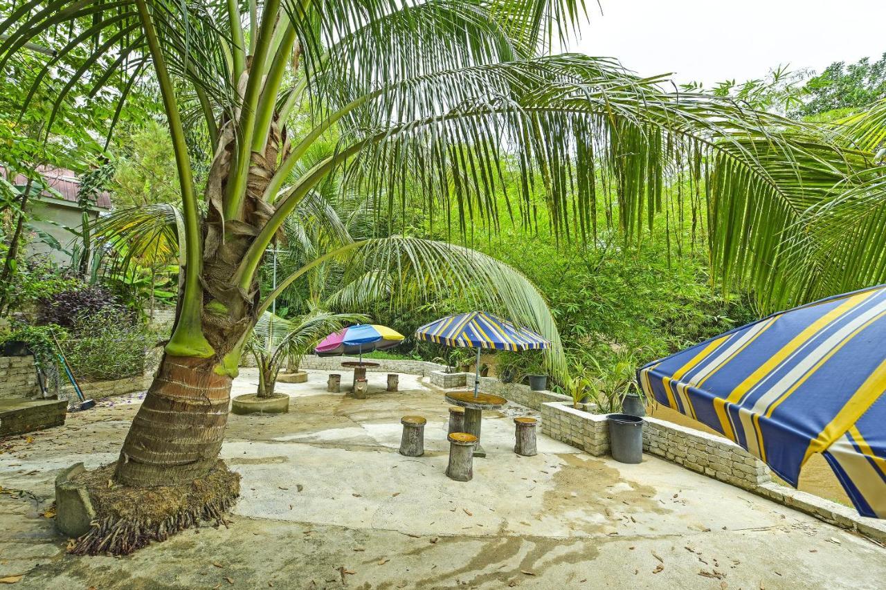 Oyo 90642 Twin Mutiara Chalet & Homestay Jeli ภายนอก รูปภาพ
